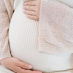 也有网友👳‍♀️💩表示，所谓🚑👲的京东方定制 🎺LCD 🏮🦔屏，可🚵